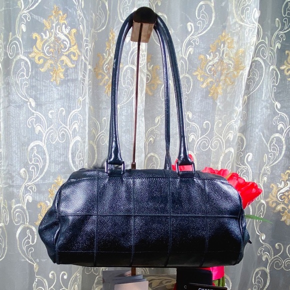 AUTH CHANEL VTG EUC Rare Quilt Bowler Shoulder Bag - Picture 13 of 16